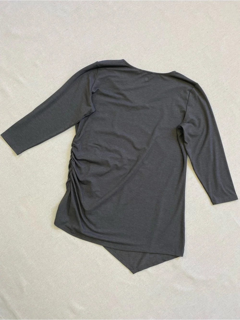 Betabrand Gray Katie Ruched Asymmetrical Side V-neck Tunic